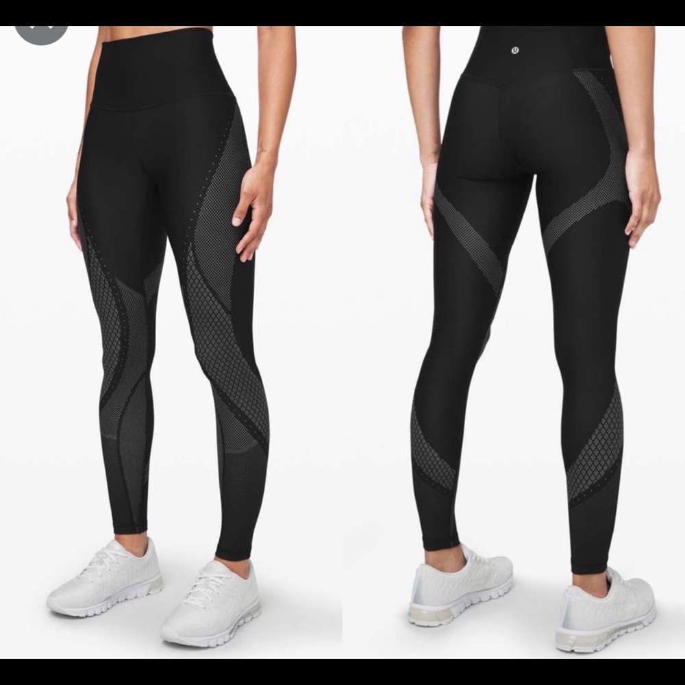 Lululemon Black / Glacier Grey Mapped Out  Tight 28" Activewear Bottoms - Picture 3 of 6